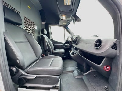 2025 Mercedes-Benz Sprinter 2500 Cargo 144 WB