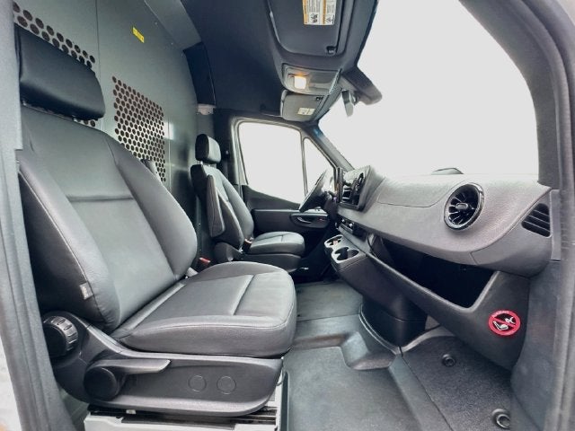 2025 Mercedes-Benz Sprinter 2500 Cargo 144 WB