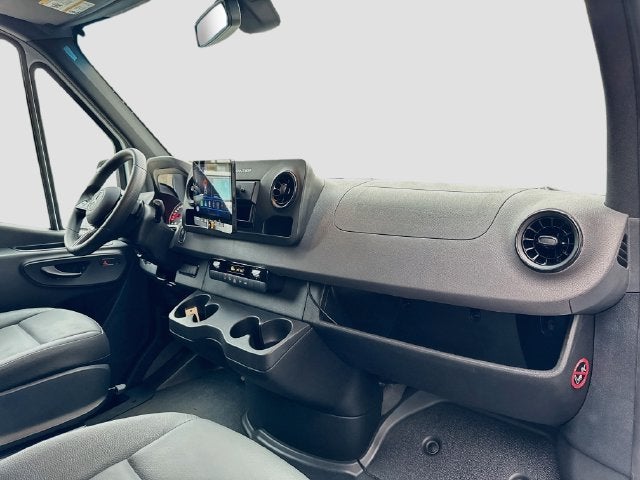 2025 Mercedes-Benz Sprinter 2500 Cargo 144 WB