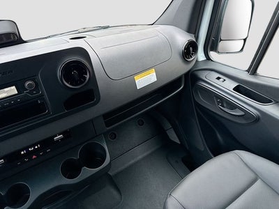 2025 Mercedes-Benz Sprinter 2500 Cargo 144 WB