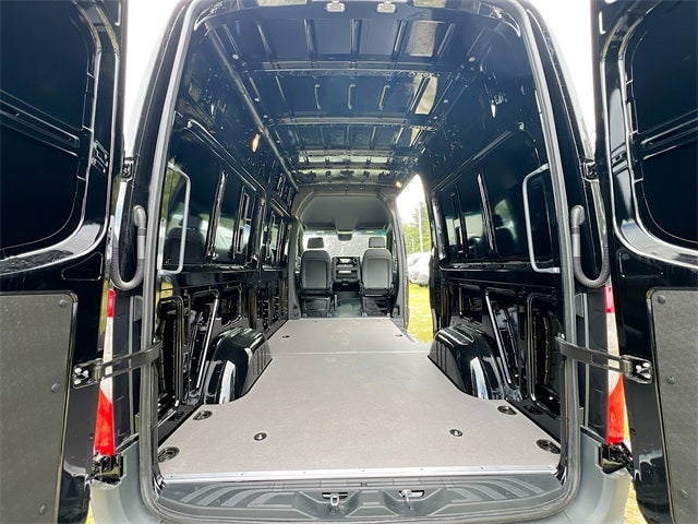 2025 Mercedes-Benz Sprinter 2500 Cargo 144 WB 4MATIC®