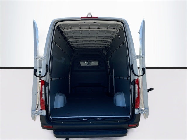 2024 Mercedes-Benz eSprinter 2500 Cargo 170 WB High Roof