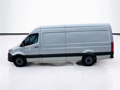 2024 Mercedes-Benz eSprinter 2500 Cargo 170 WB High Roof