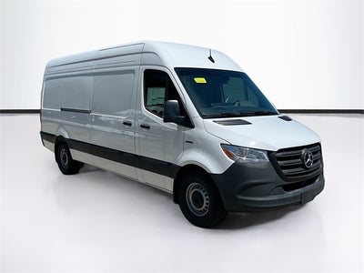 2024 Mercedes-Benz eSprinter 2500 Cargo 170 WB High Roof