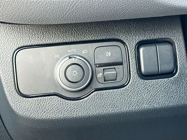 2024 Mercedes-Benz Sprinter 2500 Passenger 144 WB