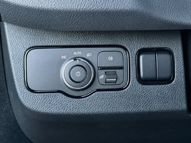 2025 Mercedes-Benz Sprinter 2500 Passenger 144 WB