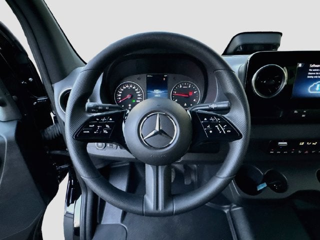 2025 Mercedes-Benz Sprinter 2500 Passenger 144 WB