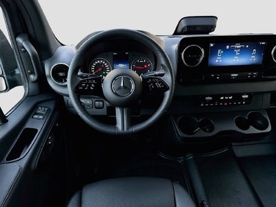 2025 Mercedes-Benz Sprinter 2500 Passenger 144 WB