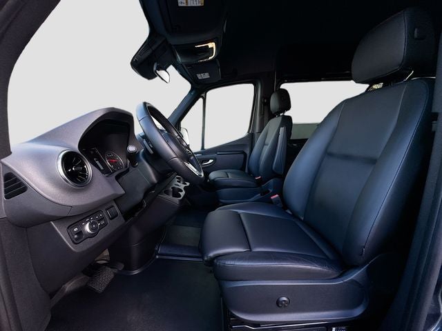 2024 Mercedes-Benz Sprinter 2500 Passenger 144 WB