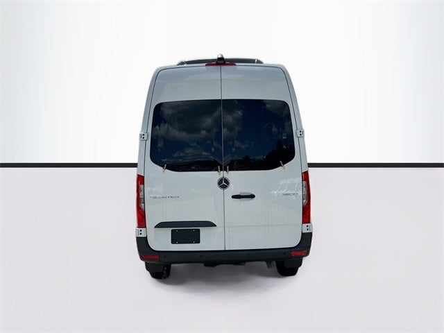 2024 Mercedes-Benz Sprinter 2500 Passenger 144 WB