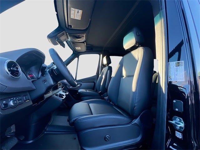 2026 Mercedes-Benz Sprinter 2500 Passenger 144 WB 4MATIC®