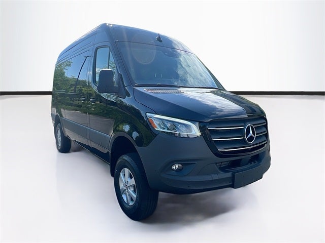 2024 Mercedes-Benz Sprinter 2500 Passenger 144 WB 4MATIC®