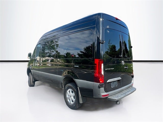 2024 Mercedes-Benz Sprinter 2500 Passenger 144 WB 4MATIC®