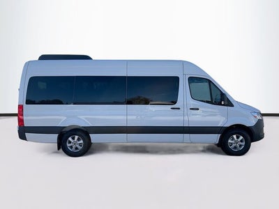 2025 Mercedes-Benz Sprinter 2500 Passenger 170 WB High Roof