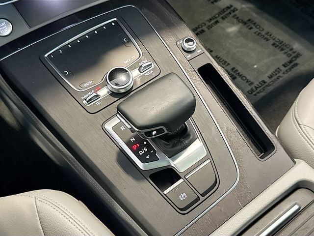 2020 Audi Q5 45 Premium Plus quattro