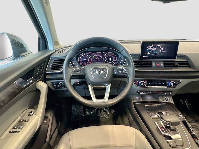 2020 Audi Q5 45 Premium Plus quattro