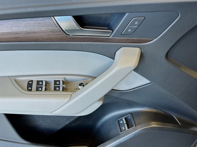 2025 Audi Q5 e 55 Premium S Line