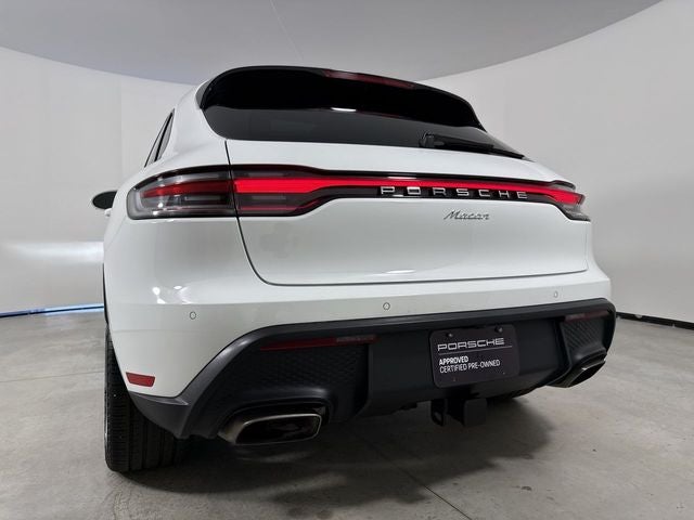 2025 Porsche Macan Base