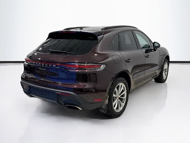 2025 Porsche Macan Base
