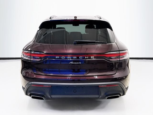 2025 Porsche Macan Base