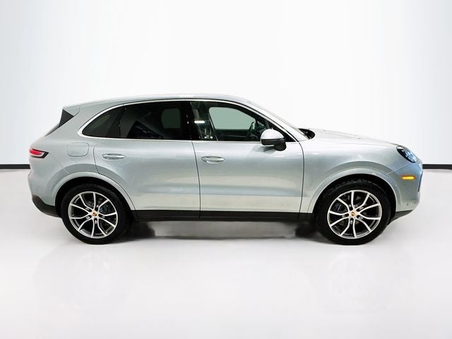 2025 Porsche Cayenne Base
