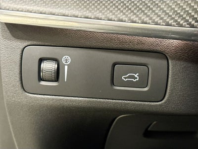 2020 Volvo XC90 T5 R-Design