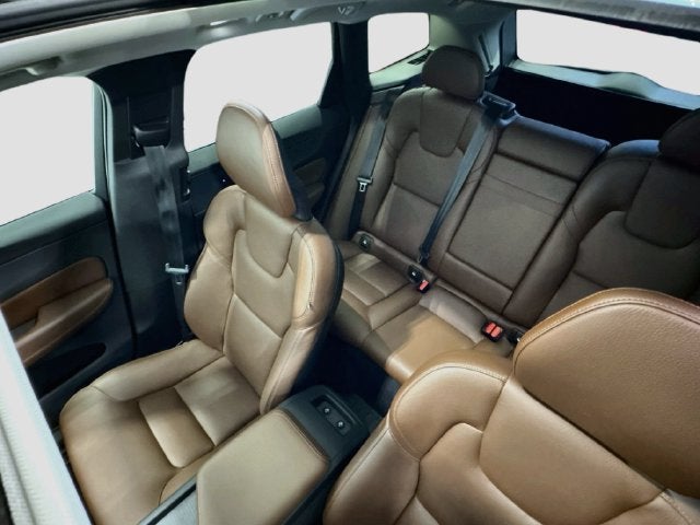 2018 Volvo XC60 T6 Momentum