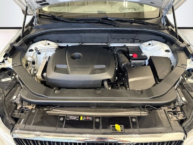 2018 Volvo XC60 T6 Momentum