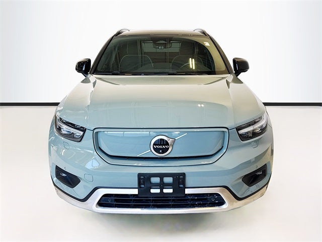 2021 Volvo XC40 Recharge Pure Electric P8