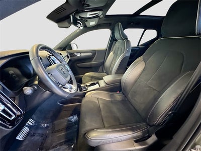 2021 Volvo XC40 Recharge Pure Electric P8