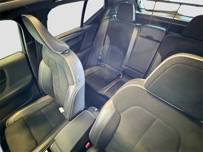 2021 Volvo XC40 Recharge Pure Electric P8