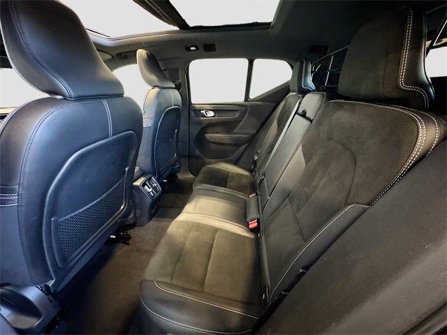 2021 Volvo XC40 Recharge Pure Electric P8