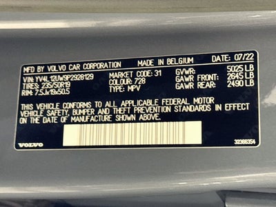 2023 Volvo XC40 B5 Plus Dark Theme