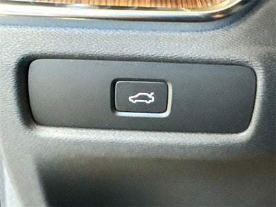 2025 Volvo V60 Cross Country B5 Plus