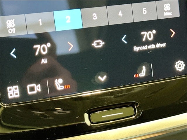 2025 Volvo V60 Cross Country B5 Plus