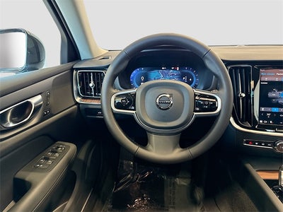 2025 Volvo V60 Cross Country B5 Plus