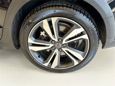 2025 Volvo V60 Cross Country B5 Plus