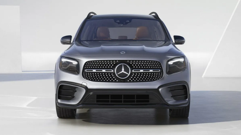 Mercedes-Benz GLB 250 4MATIC® compact luxury SUV at Mercedes-Benz of Burlington in Burlington, MA